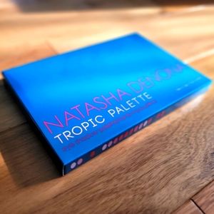 *BNOT* NETASHA DENONA Tropic Eyeshadow Pallet